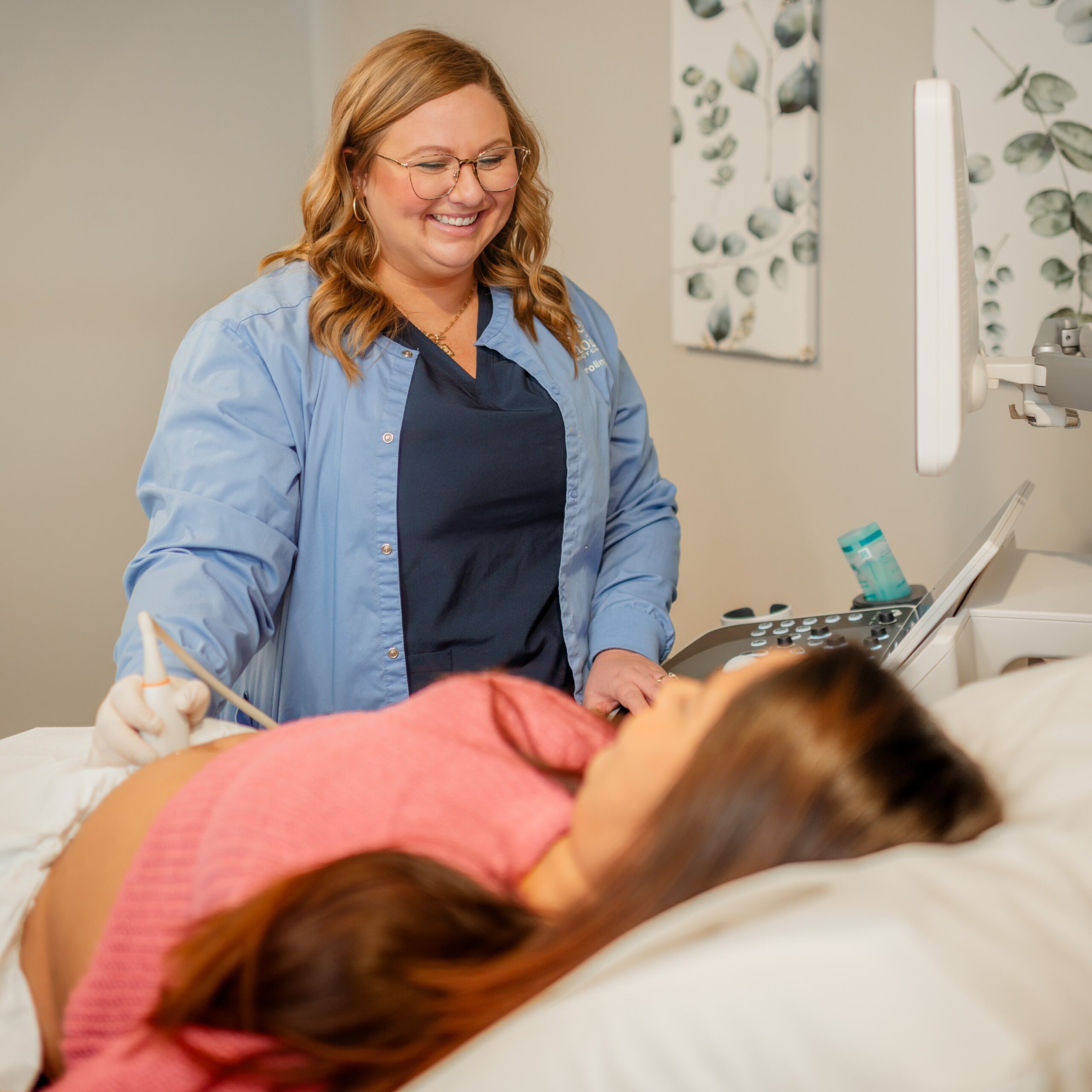 Why Do I Need an Ultrasound? Woman receiving a free ultrasound at Life Choice Pregnancy Care Center in Kentucky